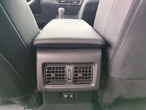 Used 2025 Toyota Camry SE FWD image 16