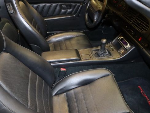 Used 1993 Porsche 968 Cabriolet RWD image 20