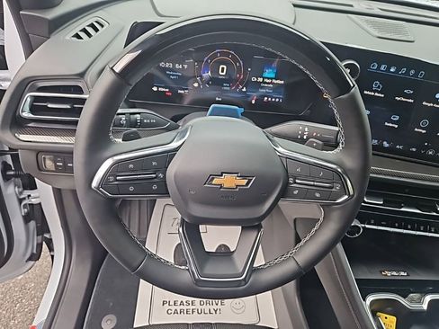 New 2026 Chevrolet Traverse High Country AWD/4WD image 12