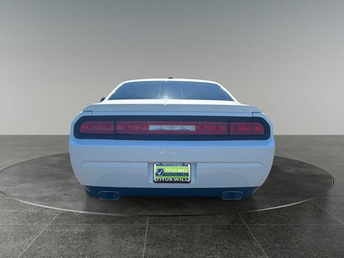 Used 2009 Dodge Challenger R/T RWD image 8