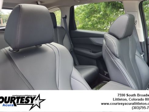 Used 2025 Acura MDX SH-AWD image 34