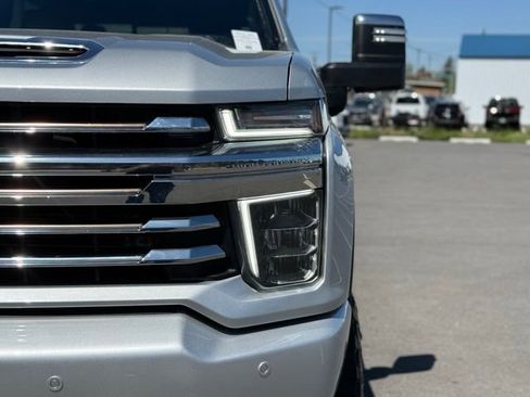 Used 2021 Chevrolet Silverado 3500 High Country AWD/4WD image 7