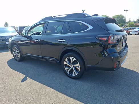 Used 2022 Subaru Outback Touring w/ Popular Package #2 AWD/4WD image 4