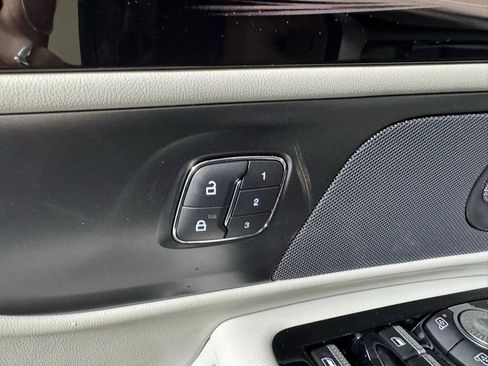 New 2026 Lincoln Nautilus Premier w/ Equipment Group 102A image 33