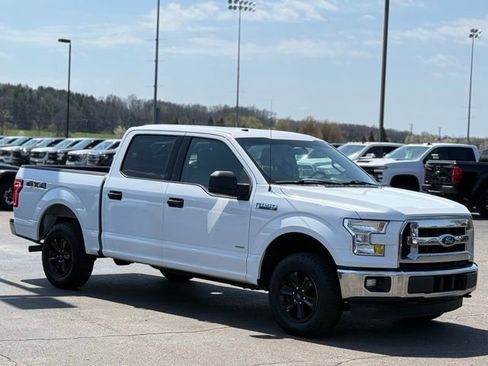 Certified 2017 Ford F150 XLT w/ Trailer Tow Package image 28