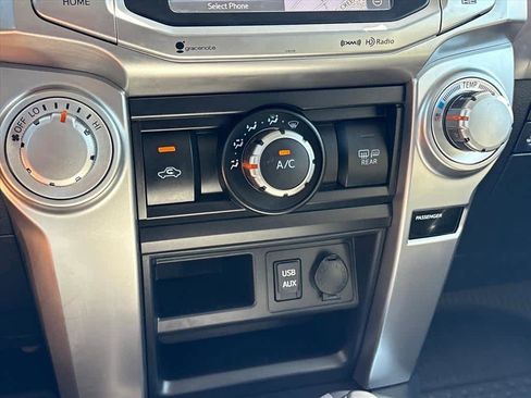 Used 2018 Toyota 4Runner SR5 Premium AWD/4WD image 15