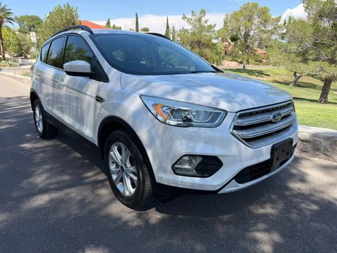 Used 2019 Ford Escape SEL FWD image 7