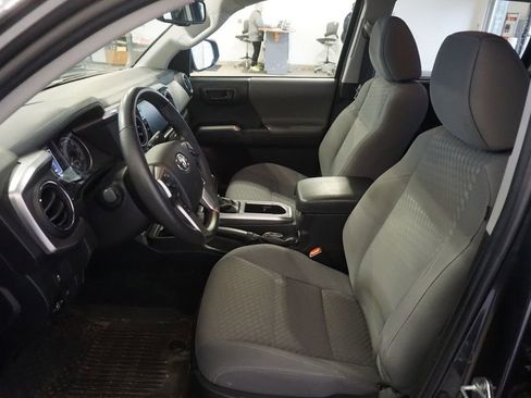 Used 2023 Toyota Tacoma SR5 image 17