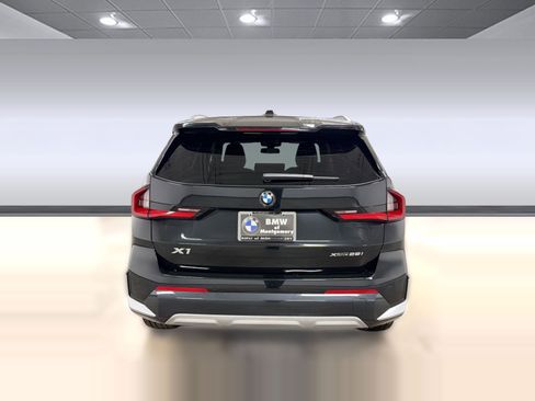 New 2026 BMW X1 xDrive28i w/ Technology Package AWD/4WD image 9