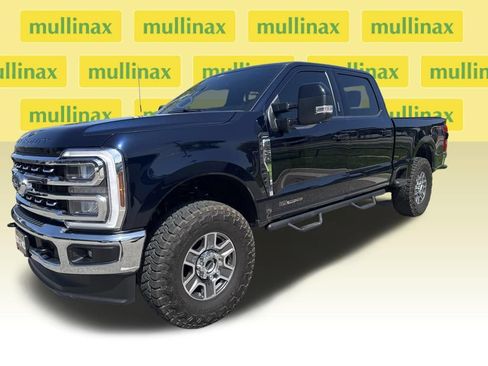 Used 2024 Ford F250 Lariat AWD/4WD image 2