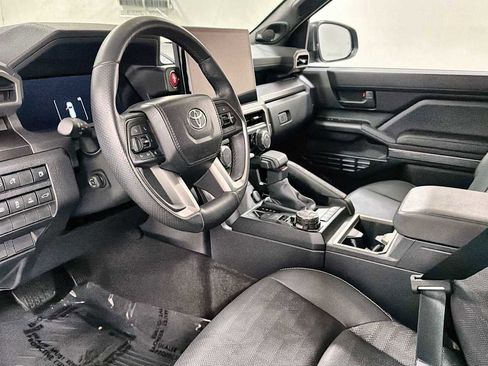 Certified 2025 Toyota 4Runner TRD Off-Road Premium image 12