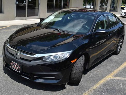 Used 2016 Honda Civic EX image 8