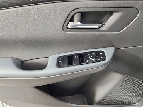 New 2026 Nissan Leaf w/ Floor Mat Package (S+) FWD image 11