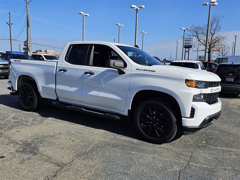 Certified 2022 Chevrolet Silverado 1500 Custom w/ Safety Confidence Package image 16