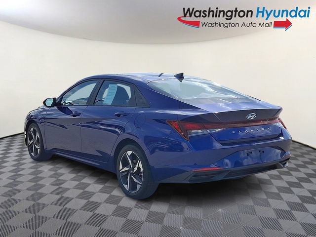 Certified 2023 Hyundai Elantra SEL w/ Convenience Package FWD image 4