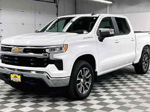 Used 2022 Chevrolet Silverado 1500 LT image 10