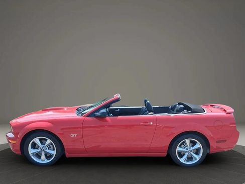 Used 2008 Ford Mustang GT RWD image 18