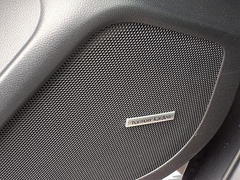 Certified 2025 Subaru Ascent Bronze Edition image 17