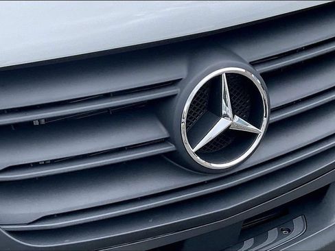 Used 2026 Mercedes-Benz Sprinter 2500 image 21
