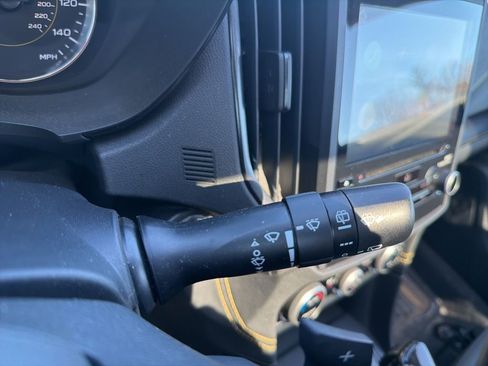 Used 2021 Subaru Crosstrek 2.5i Sport w/ Moonroof Package AWD/4WD image 20