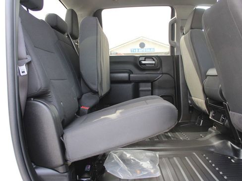 Used 2025 Chevrolet Silverado 2500 W/T w/ WT Convenience Package AWD/4WD image 27