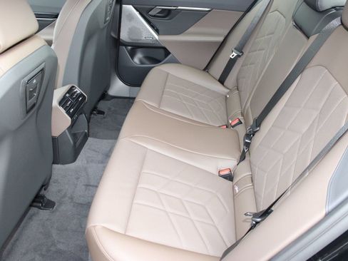 Used 2026 BMW 530i w/ M Sport Package RWD image 20
