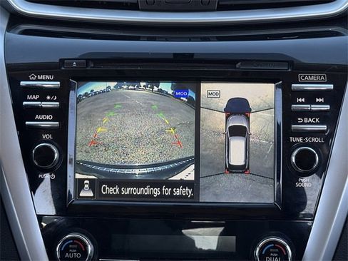 Used 2017 Nissan Murano SL image 17