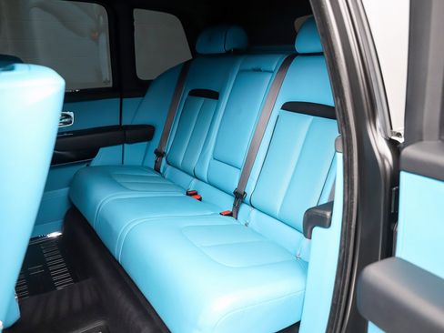 Used 2023 Rolls-Royce Cullinan AWD/4WD image 23