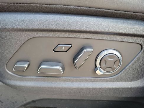 Used 2023 Hyundai Palisade Calligraphy FWD image 28