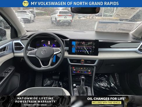 New 2026 Volkswagen Taos SE AWD/4WD image 19