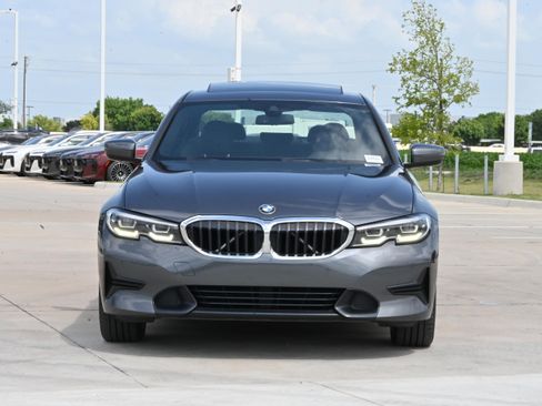 Used 2020 BMW 330i xDrive Sedan w/ Premium Package AWD/4WD image 3