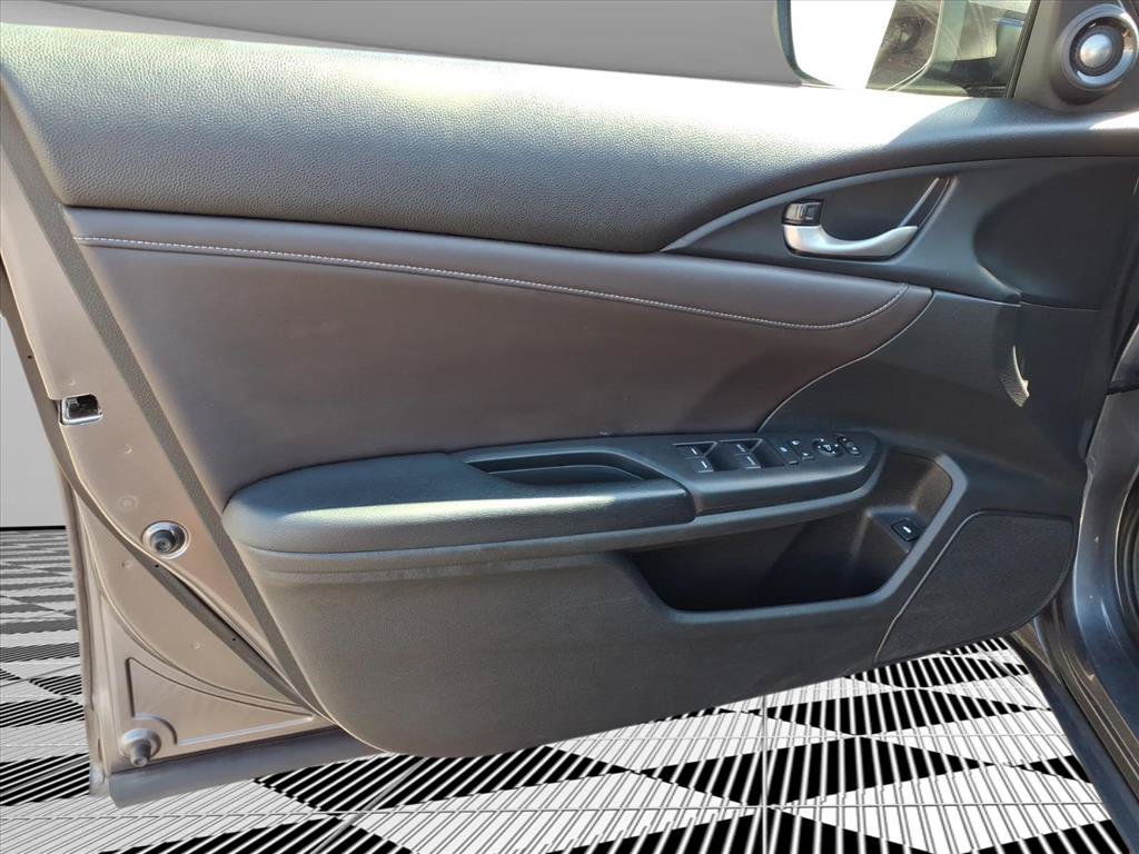 Used 2019 Honda Insight Touring image 18