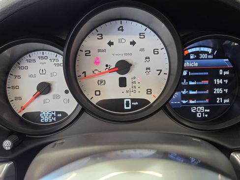 Certified 2024 Porsche 718 Boxster S RWD image 19