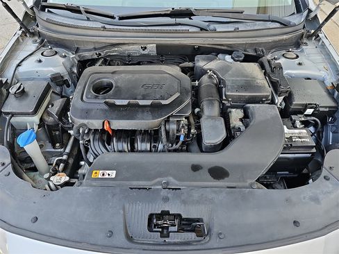 Used 2017 Hyundai Sonata SE image 27