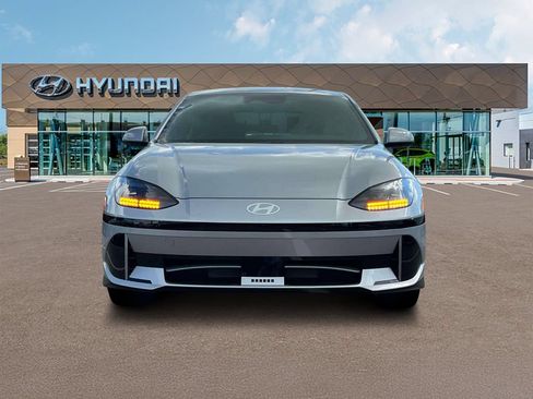 New 2025 Hyundai Ioniq 6 SEL RWD image 12