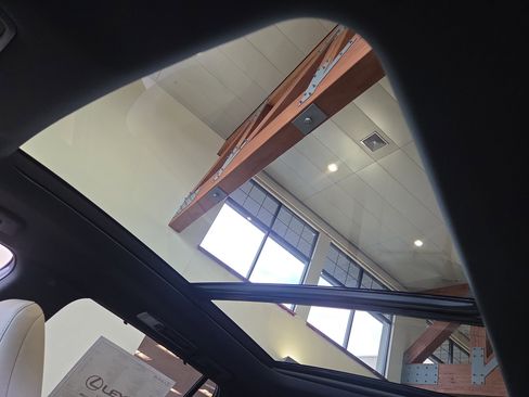 New 2026 Lexus TX 350 AWD image 9