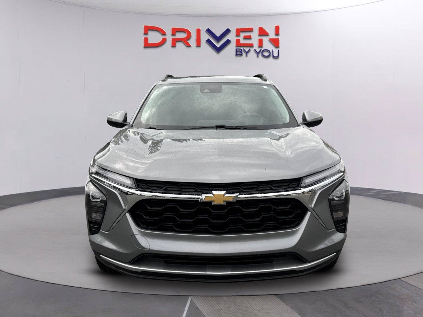 Used 2025 Chevrolet Trax LT w/ Driver Confidence Package FWD image 8