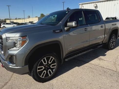 Used 2021 GMC Sierra 1500 AT4 w/ Technology Package AWD/4WD image 6