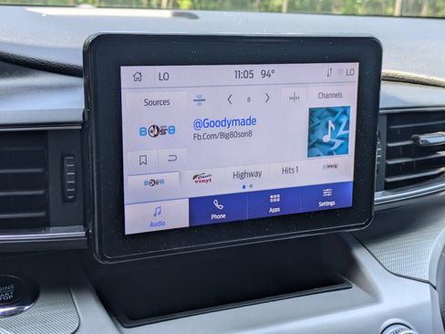 Used 2023 Ford Explorer XLT w/ Equipment Group 202A RWD image 18