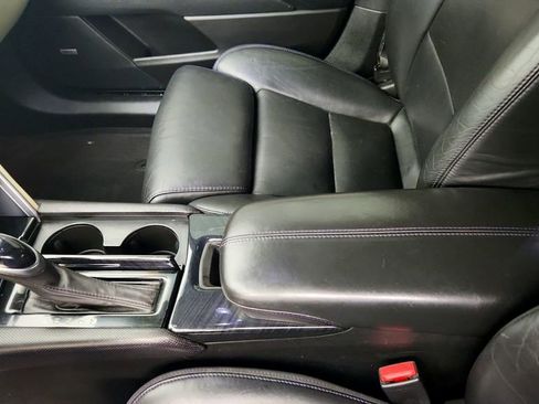 Used 2013 Cadillac XTS Platinum w/ Driver Assist Package image 21