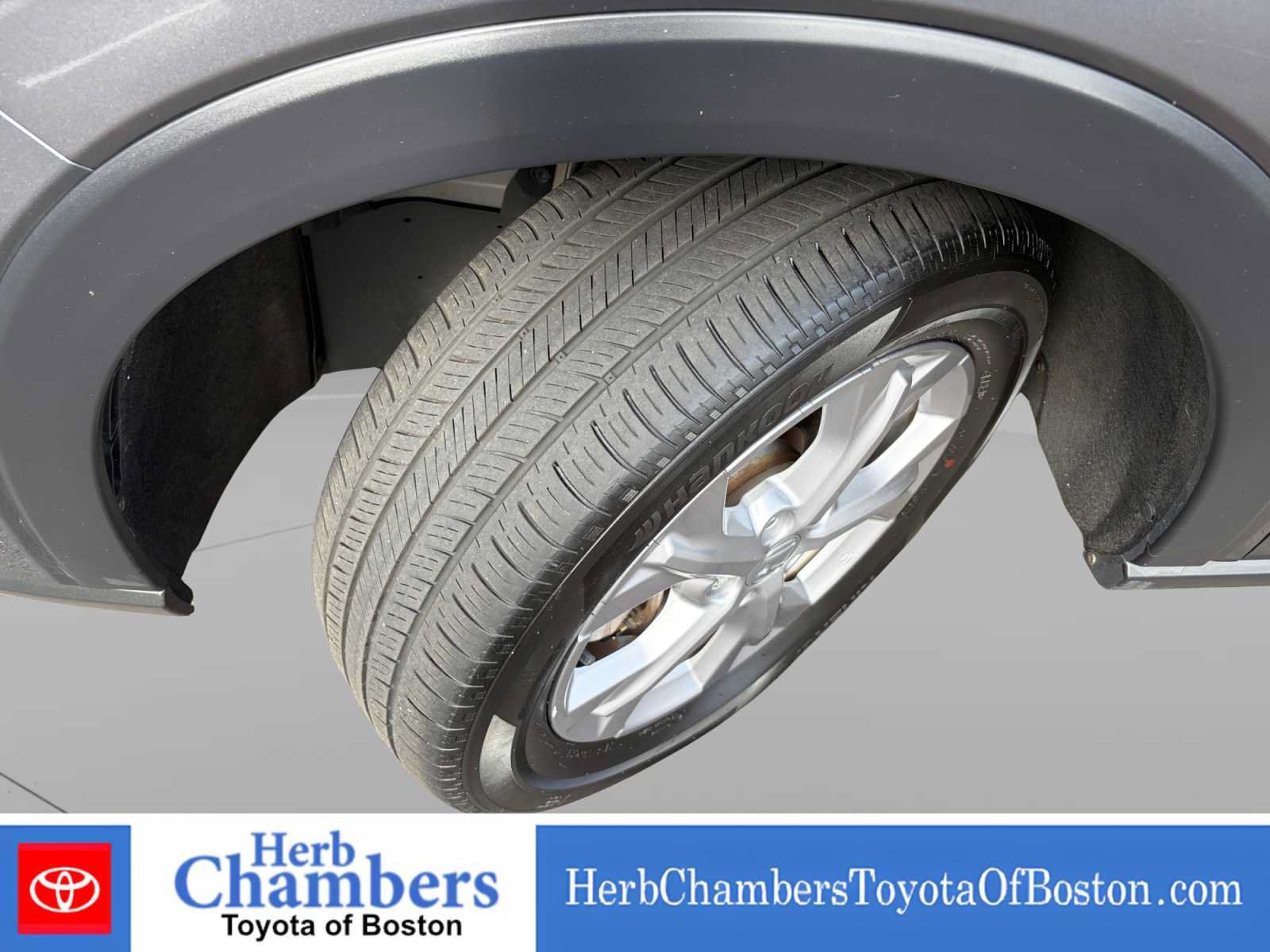 Used 2024 Honda HR-V LX image 9