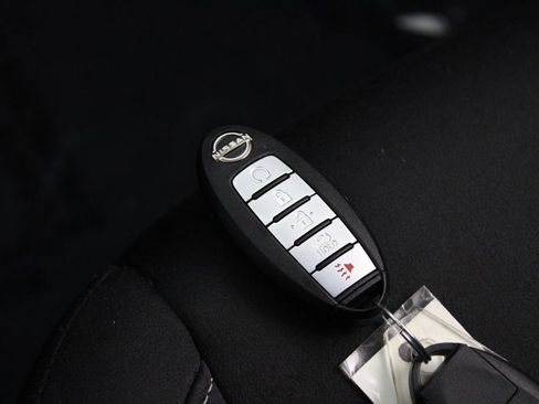 Used 2024 Nissan Altima 2.5 SV FWD image 24