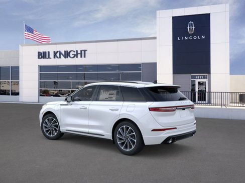 New 2025 Lincoln Corsair Grand Touring image 4