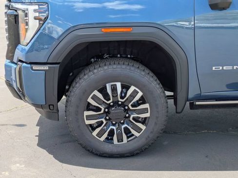 New 2026 GMC Sierra 2500 Denali Ultimate AWD/4WD image 10