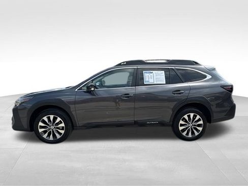 Used 2023 Subaru Outback Limited XT AWD/4WD image 10