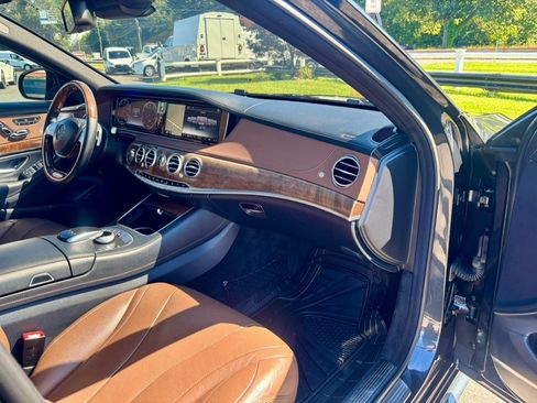 Used 2016 Mercedes-Benz S 550 4MATIC Sedan image 10
