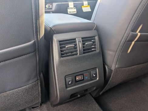 New 2026 Mitsubishi Outlander SEL AWD/4WD image 28