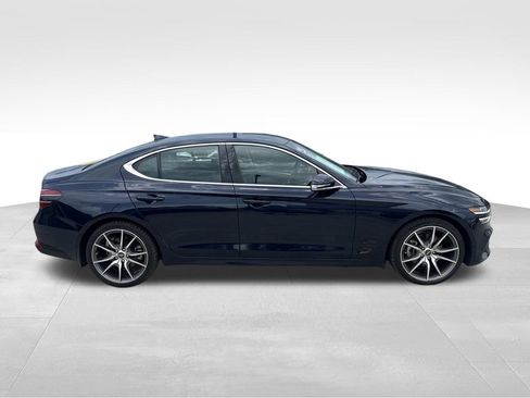 Used 2023 Genesis G70 2.0T RWD image 10