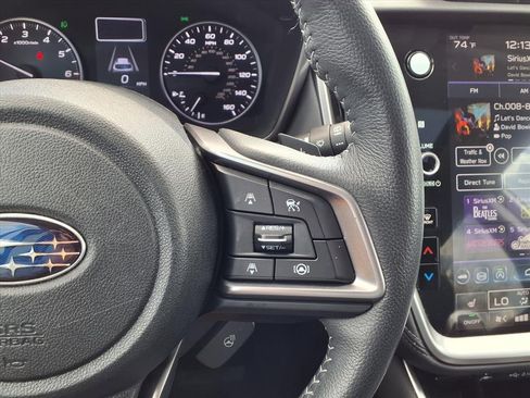 Used 2021 Subaru Outback Limited image 12