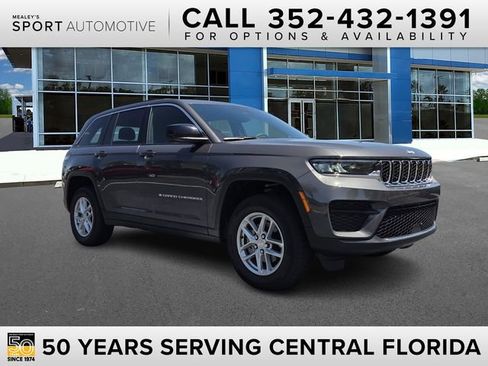 Used 2025 Jeep Grand Cherokee Laredo X w/ Trailer Tow Package RWD image 1